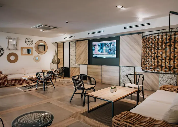 Hotel Windsor Tossa - Adults Only 16