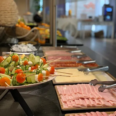 Windsor Tossa - Adults Only 16 Szálloda