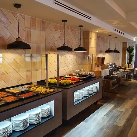 Windsor Tossa - Adults Only 16