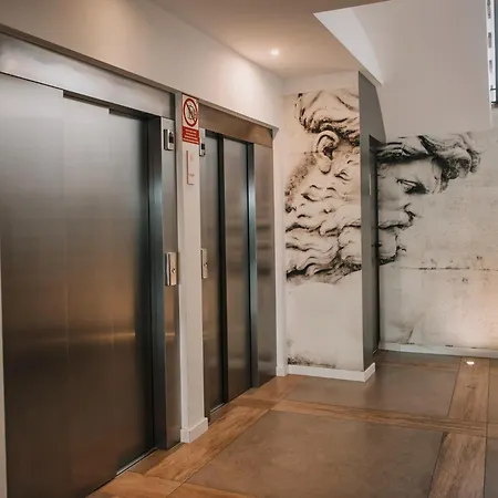 Windsor Tossa - Adults Only 16 3*